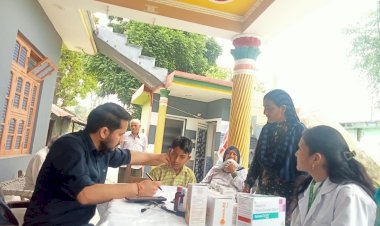 नौरंगाबाद में 105 मरीजों ने करवाई मुफ्त स्वास्थ्य जांच