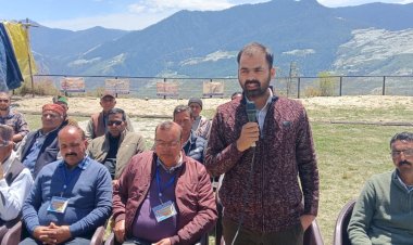 सुदृढ़ लोकतंत्र निर्माण के लिए मतदान आवश्यक