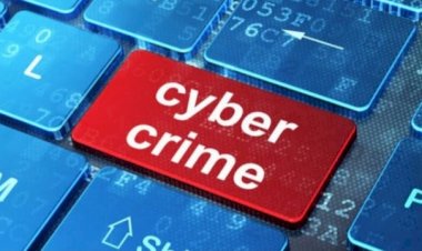 साइबर गैंग का एक और शातिर दबोचा पुलिस ने, अफ्ऱीकी मूल के दो आरोपियों का रिमांड बढा