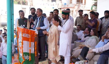 जनता की भावनाओं का सौदा करने वालों को नहीं बख्शना : मुख्यमंत्री