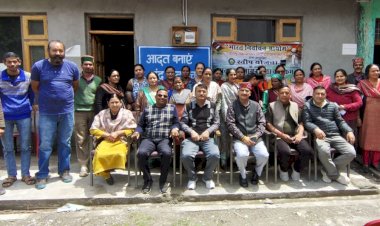 युवा बुज़ुर्ग साथ साथ करेंगे.... मतदान पर संवाद।