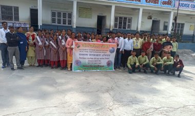 मजबूत लोकतंत्र में सभी मतदाताओं की सक्रिय भागीदारी अति महत्वपूर्ण