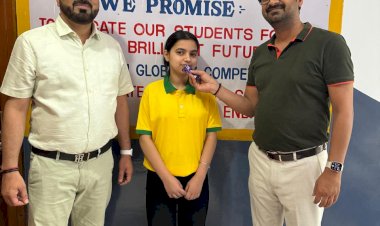 करियर अकैडमी स्कूल की छात्रा वैशाली शर्मा ने  बोर्ड मेरिट में पाया दसवाँ स्थान