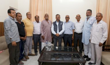 प्रधानमंत्री मोदी गुजरात छोड़कर वाराणसी से चुनाव लड़ सकते हैं तो आनंद शर्मा कांगड़ा से क्यों नहीं : मुख्यमंत्री