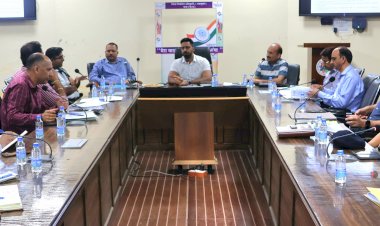 डीसी के अधिकारियों को निर्देश...सुनिश्चित करें प्रत्येक पात्र युवा का नाम मतदाता सूची में हो दर्ज