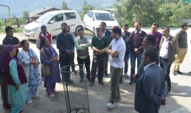 व्यय पर्यवेक्षक ने दिए  राजनीतिक दलों व उम्मीदवारों के ब्यय पर कड़ी नजर रखने  के निर्देश