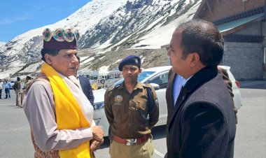 लाहौल में अटल टनल रोहतांग 10 हजार 75 फुट ऊंचे नॉर्थ पोर्टल में आयोजित हुआ स्वीप कार्यक्रम