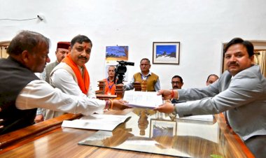 शिमला संसदीय क्षेत्र से 3 उम्मीदवारों ने भरा नामांकन