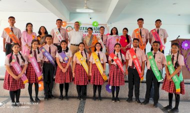 कैरियर अकादमी स्कुल में किया हाउस कैप्टन का चुनाव 