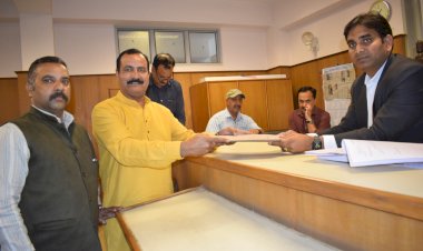 कांगड़ा-चंबा संसदीय क्षेत्र के लिए अंतिम दिन छह प्रत्याशियों ने भरा नाम