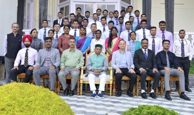 राज्यपाल ने आईएफएस प्रोबेशनर्स के साथ संवाद किया