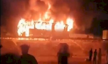 श्रद्धालुओं से भरी बस में अचानक आग लगने से  9 श्रद्धालुओं की जिंदा जलकर मौत