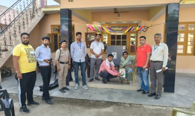 लोकसभा आम निर्वाचन और विधानसभा उपचुनाव के लिए मतदान आरम्भ, 85 प्लस और दिव्यांग मतदाताओं ने घर से किया मतदान*