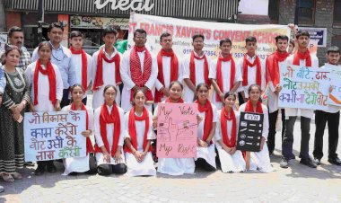 नुक्कड़ नाटक से मतदान के लिए किया प्रेरित