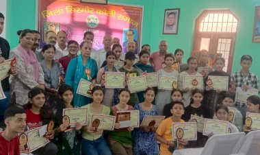 कोली समाज की जिला सिरमौर इकाई ने महात्मा बुद्ध जयंती पर नाहन में किया जिला स्तरीय सम्मान समारोह आयोजित