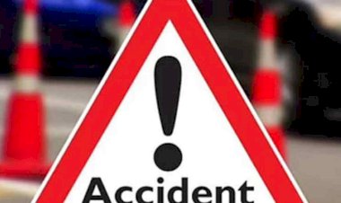 कार ने स्कुटी को मारी टक्कर,हादसे में अढाई साल के बच्चे की मौत तीन घायल