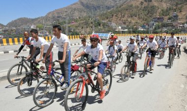 बाईसिकल इवेंट फॉर वोटर अवेयरनेस’ जागरूकता रैली का आयोजन