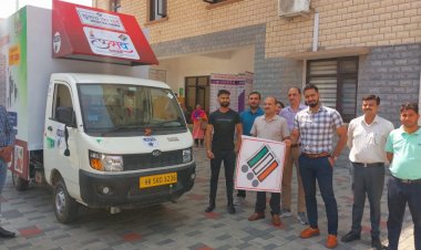 शतप्रतिशत मतदान के संदेश का प्रसार करेगा लोकतंत्र उत्सव वाहन