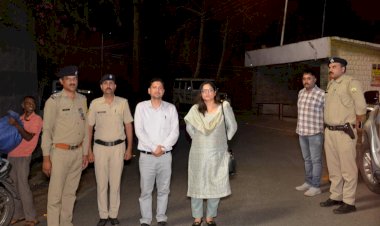 व्यय पर्यवेक्षक ने देर रात कुनाल पत्थरी-सकोह में नाकों का किया निरीक्षण