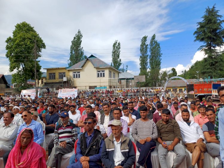 जनता की ताकत को चुनौती दे रहे जयरामः सीएम