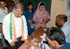 मुख्यमंत्री ने पहना एनएसयूआई का पटका, कर्ण नंदा ने की शिकायत