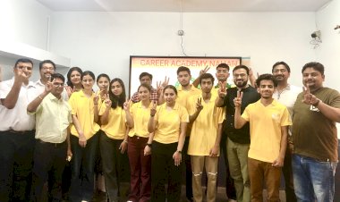 करियर अकादमी के छात्रों ने NEET परीक्षा में दिखाया अपना दबदबा