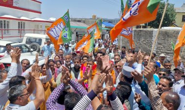 दूसरी बार विजयी होकर अपने गृह क्षेत्र पहुंचे सुरेश कश्यप, हुआ जोरदार स्वागत