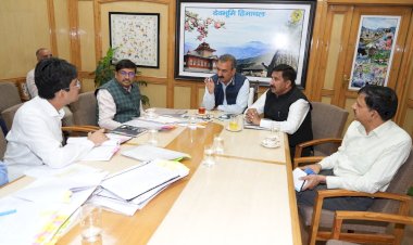 इलैक्ट्रिक बसों के लिए 327 करोड़ रुपये का बजट: मुख्यमंत्री