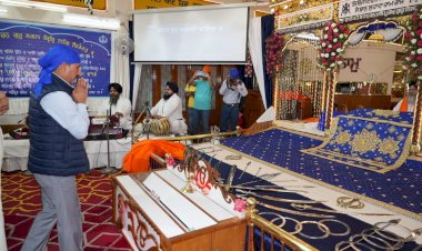 मुख्यमंत्री ने शहीदी दिवस पर श्री गुरुद्वारा साहिब में माथा टेका