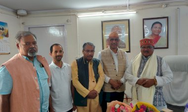 हिमाचल जन जातीय नेताओं ने केन्द्रीय मन्त्री से मुलाकात की