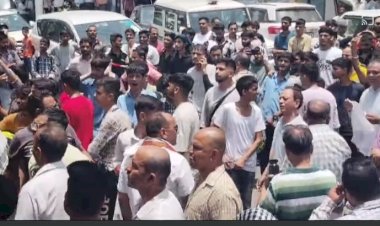 गोकशी मामला: दुकानों से सामान फैंकने वाले प्रर्दशकारियों पर भी केस दर्ज,शहर में अतिरिक्त पुलिस बल किए तैनात, एसपी बोले ढील बरतने वाले जवानों पर भी होगा एक्शन