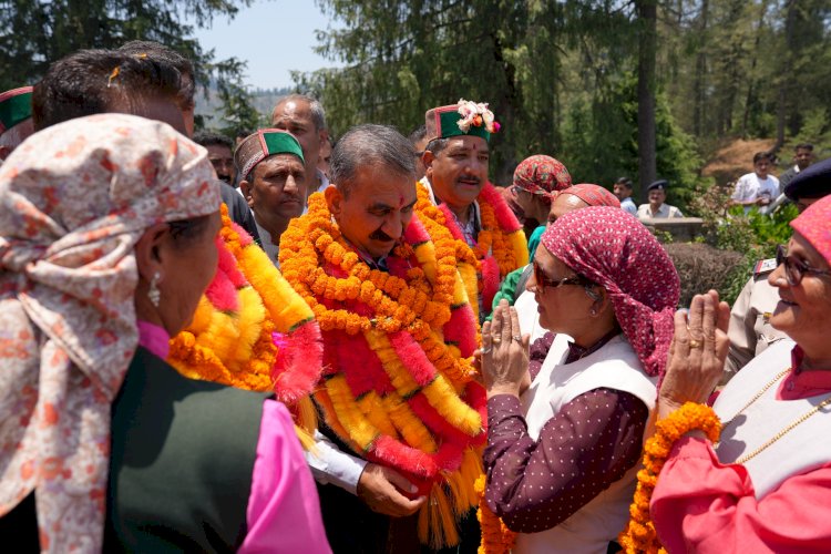 हाटू मंदिर तक रोपवे स्थापित करने की संभावनाएं तलाश रही सरकार: मुख्यमंत्री