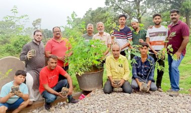 अंजुमन इस्लामिया ने चिंढावाली में किया पौधारोपण,नीम के 105 पौधे रोपे