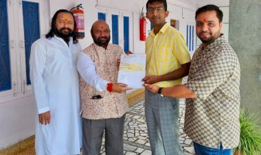 समाज सेबी डॉक्टर  महिन्द्र शर्मा  ने  श्री माता वैष्णो देवी श्राइन बोर्ड  को  लंगर के लिए एक करोड़ एक लाख रूपये की धनराशि दान की