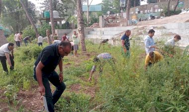 अधिकारियों-कर्मचारियों ने की शहीद कैप्टन मृदुल शर्मा पार्क एवं निर्माणाधीन युद्ध स्मारक की सफाई