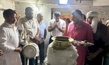 उपायुक्त जतिन लाल ने बनौडे़ महादेव ऊना में नवाया शीश