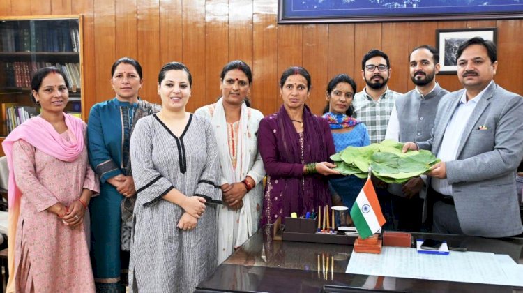 तारादेवी मंदिर में टौर के पत्तल में मिलेगा अब लंगर,  जिला प्रशासन ने लिया फैसला