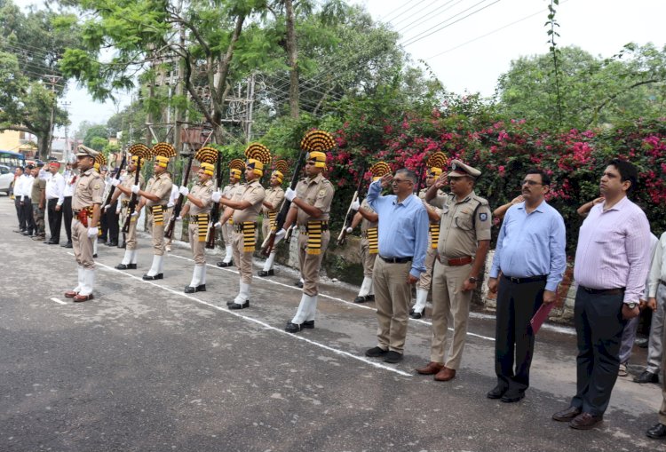 कारगिल विजय दिवस पर देश के अमर शहीदों को दी श्रद्धांजलि