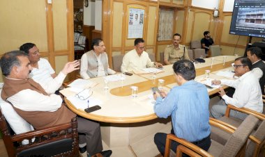 मुख्यमंत्री ने बादल फटने से हुए नुकसान की समीक्षा के लिए बुलाई आपात बैठक