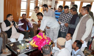 विधान सभा उपाध्यक्ष ने गत्ताधार  में सुनी जन समस्याएं