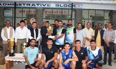 खेल युवाओं को लक्ष्य के प्रति समर्पित बनाने में सहायक - डॉ. शांडिल