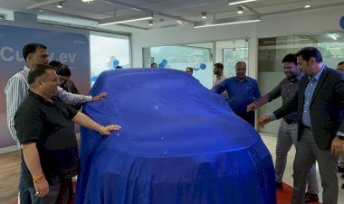 सोलन के टाटा शोरूम में  Curvv.ev लॉन्च किया.....  प्रदेश सरकार दे रही ई व्हीकल को बढ़ावा विधानसभा उपाध्यक्ष विनय कुमार