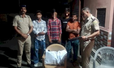 1920 नशीले कैप्सूल बरामद किए ,पुलिस ने धरे तीन युवक