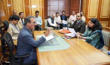 मुख्यमंत्री ने पर्यटन परियोजनाओं को समयबद्ध पूरा करने के निर्देश दिए