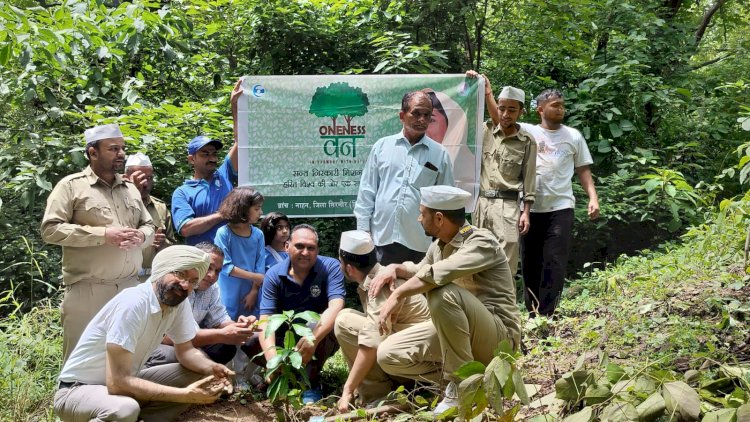 संत निरंकारी मिशन द्वारा मेगा वृक्षारोपण परियोजना के तहत किया गया 5 दर्जन पौधों का रोपण