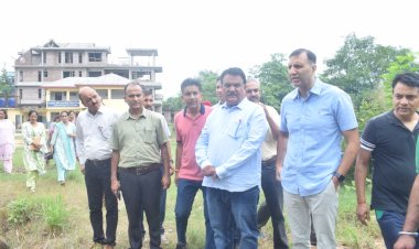 डीसी ने चांदपुर स्कूल का किया निरीक्षण