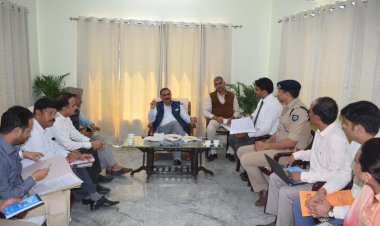 मुख्यमंत्री ने देहरा निर्वाचन क्षेत्र में विकास कार्यों में तेजी लाने के निर्देश दिए
