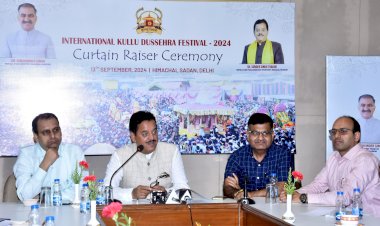 अंतरराष्ट्रीय कुल्लू दशहरा कर्टेन रेजर समारोह नई दिल्ली में आयोजित