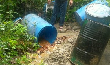 400 लीटर लाहन समेत कच्ची शराब की दो भट्टियां नष्ट की