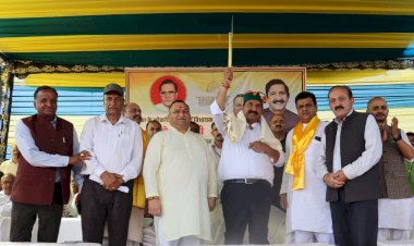 उप मुख्यमंत्री ने रेणुका विधान सभा क्षेत्र में किए 2.40 करोड के उदघाटन, माईना बाग में स्वर्गीय डाॅ. प्रेम सिंह की प्रतिमा का किया अनावरण